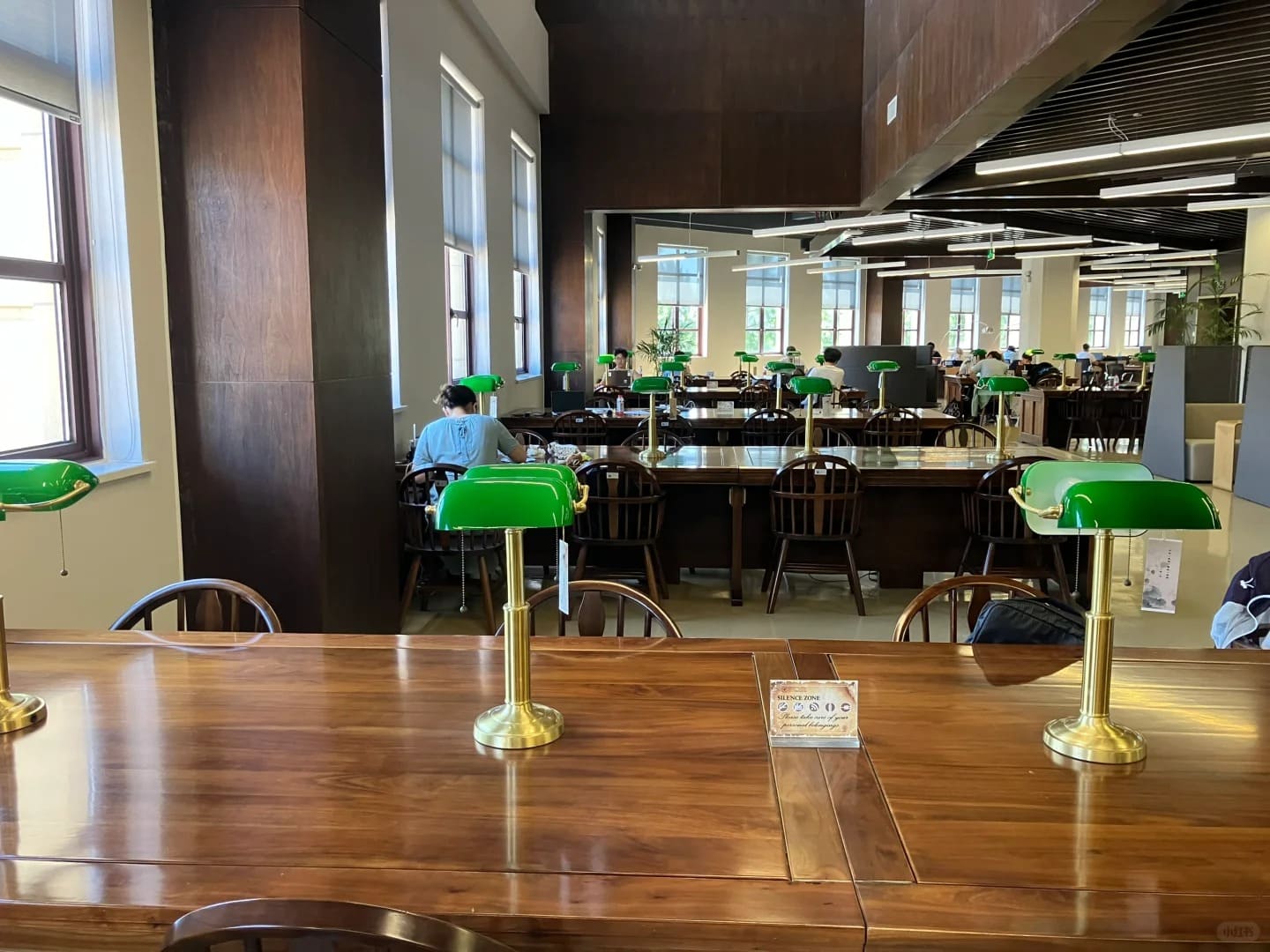 Why Banker's Lamps Became Icons of Great Librarie