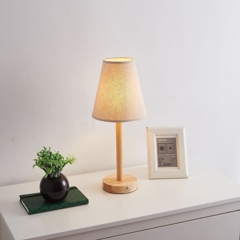 Nordic Style Wooden Table Lamp Linen Shade 03