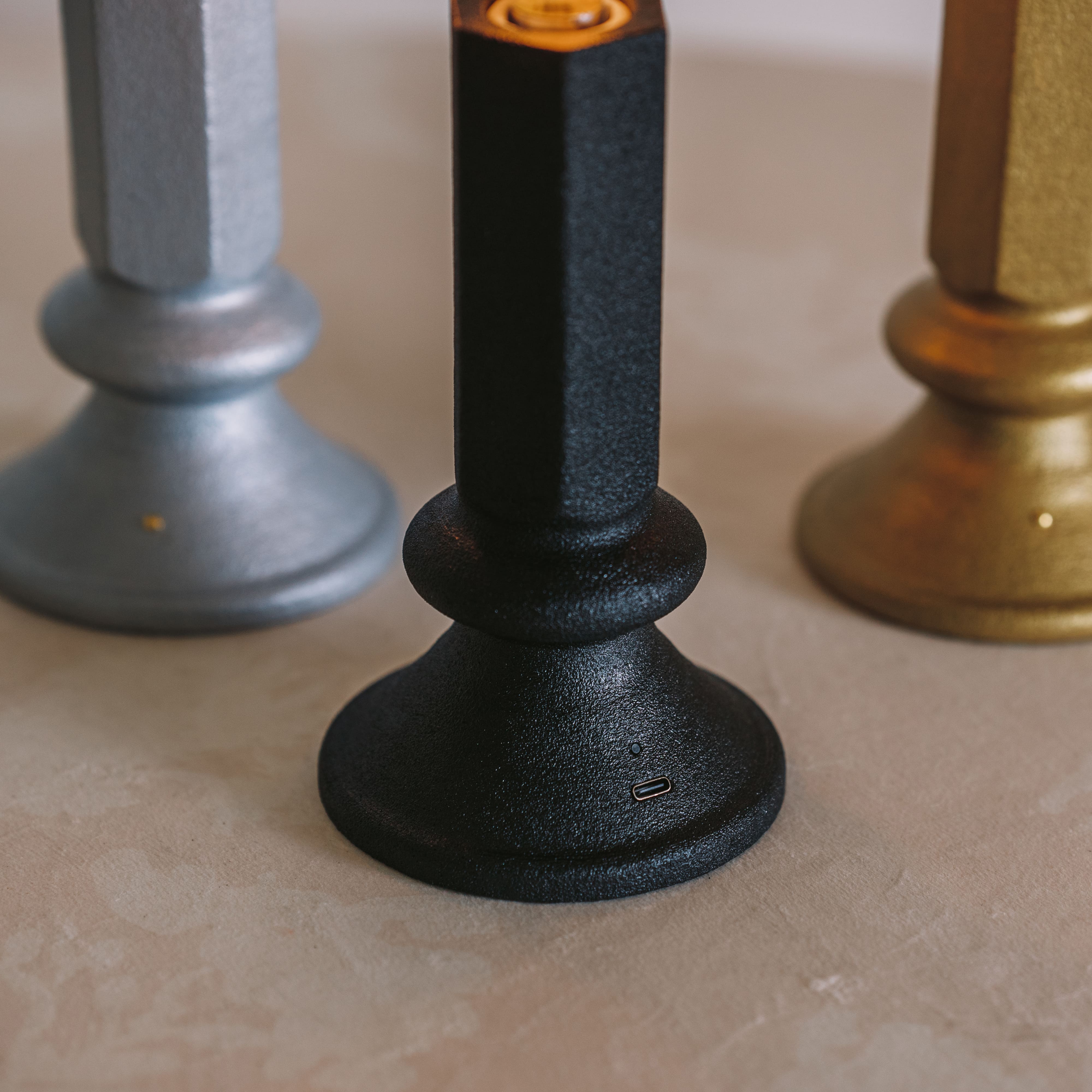 Sandstone rechargeable flameless candles table lamp