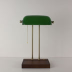 battery operated emeralite bankers lamp