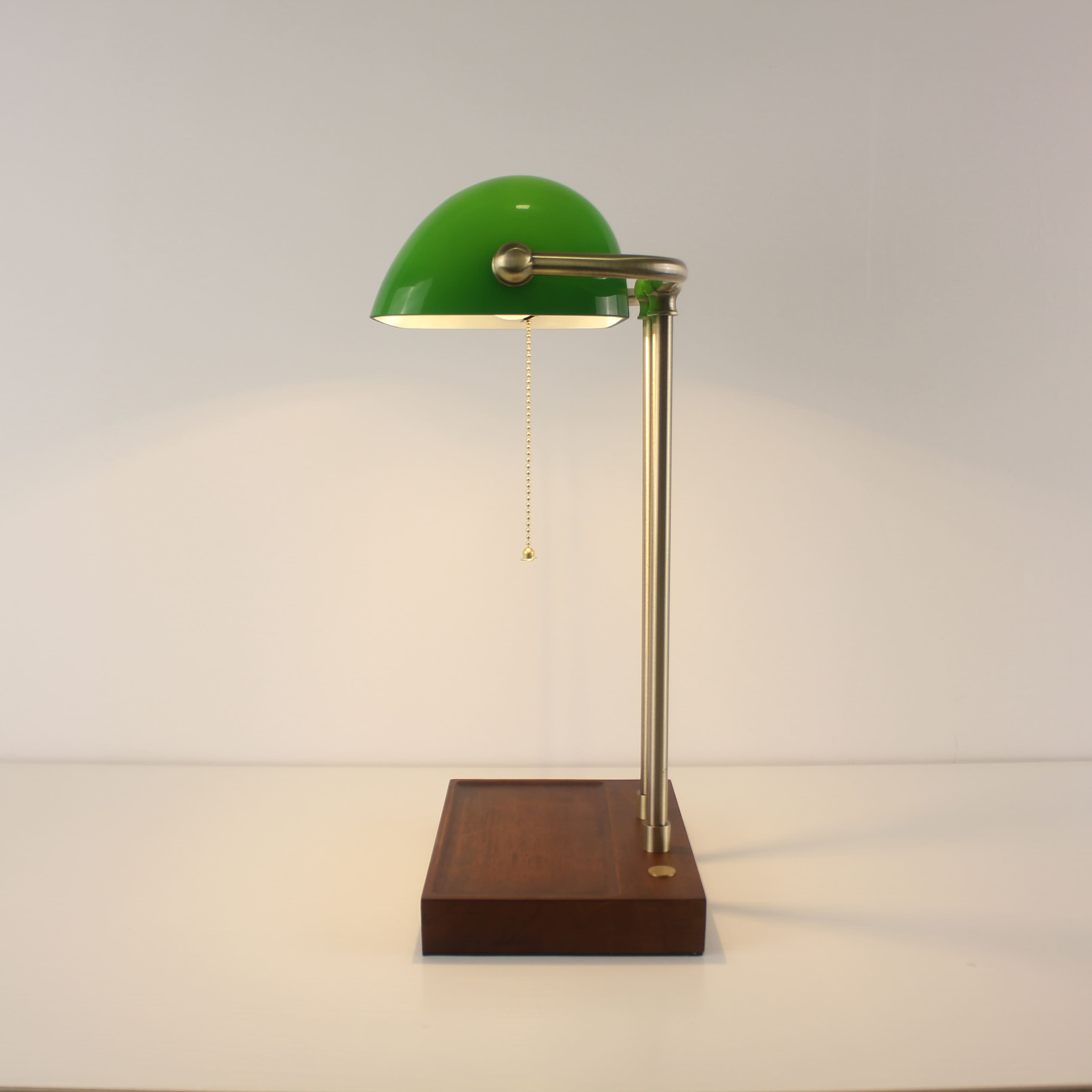 battery operated vintage table lamp