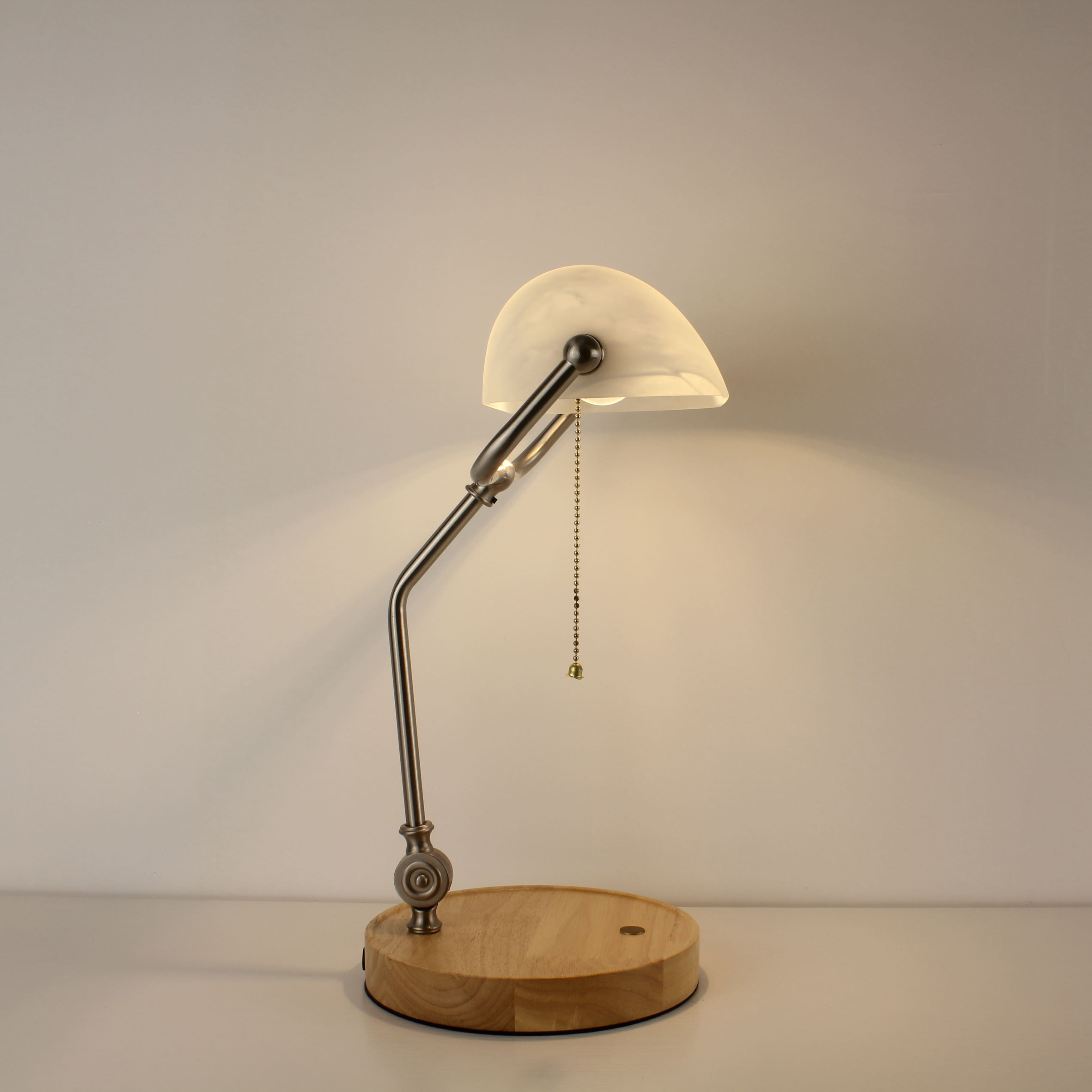 battery powered retro table lamp