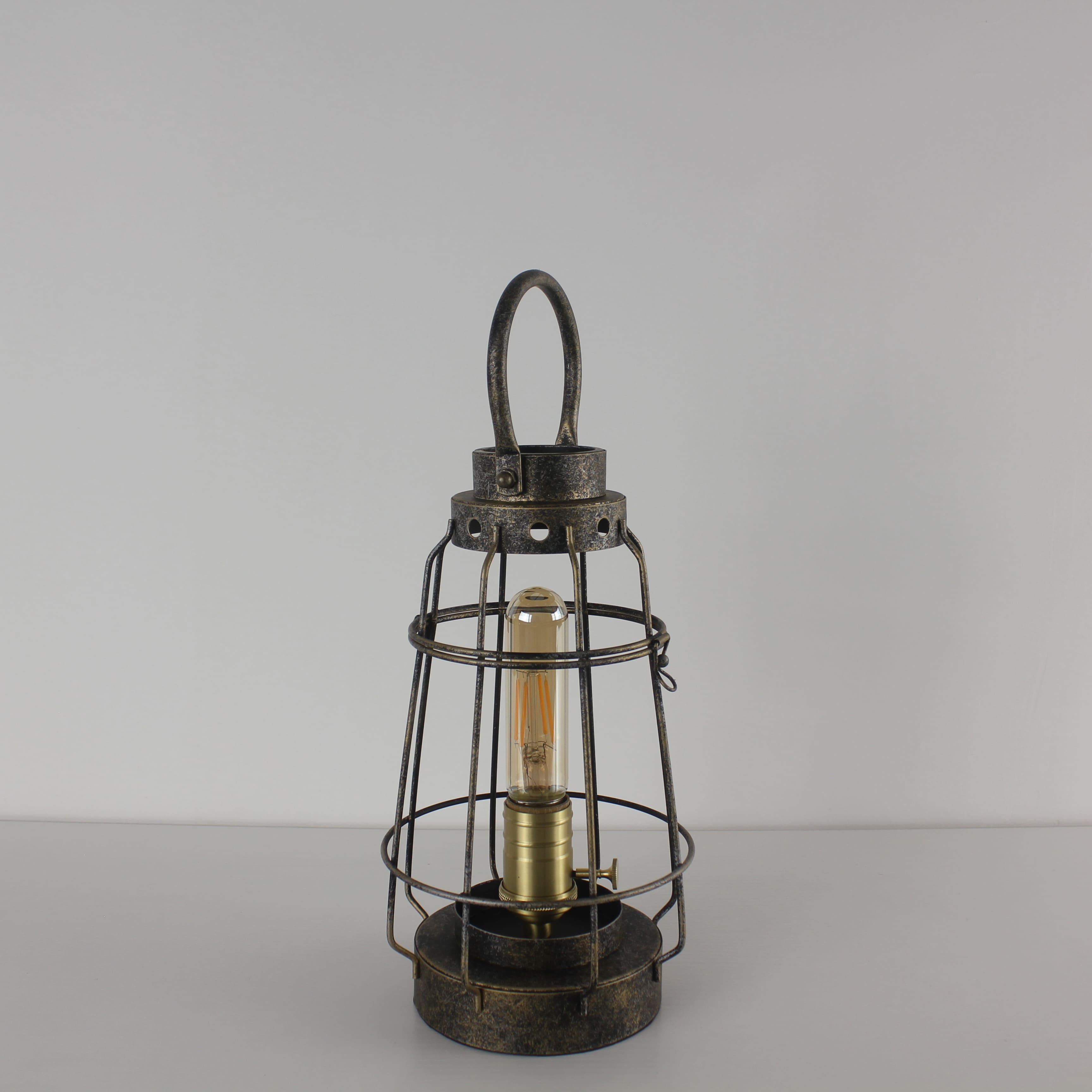 lanterns battery