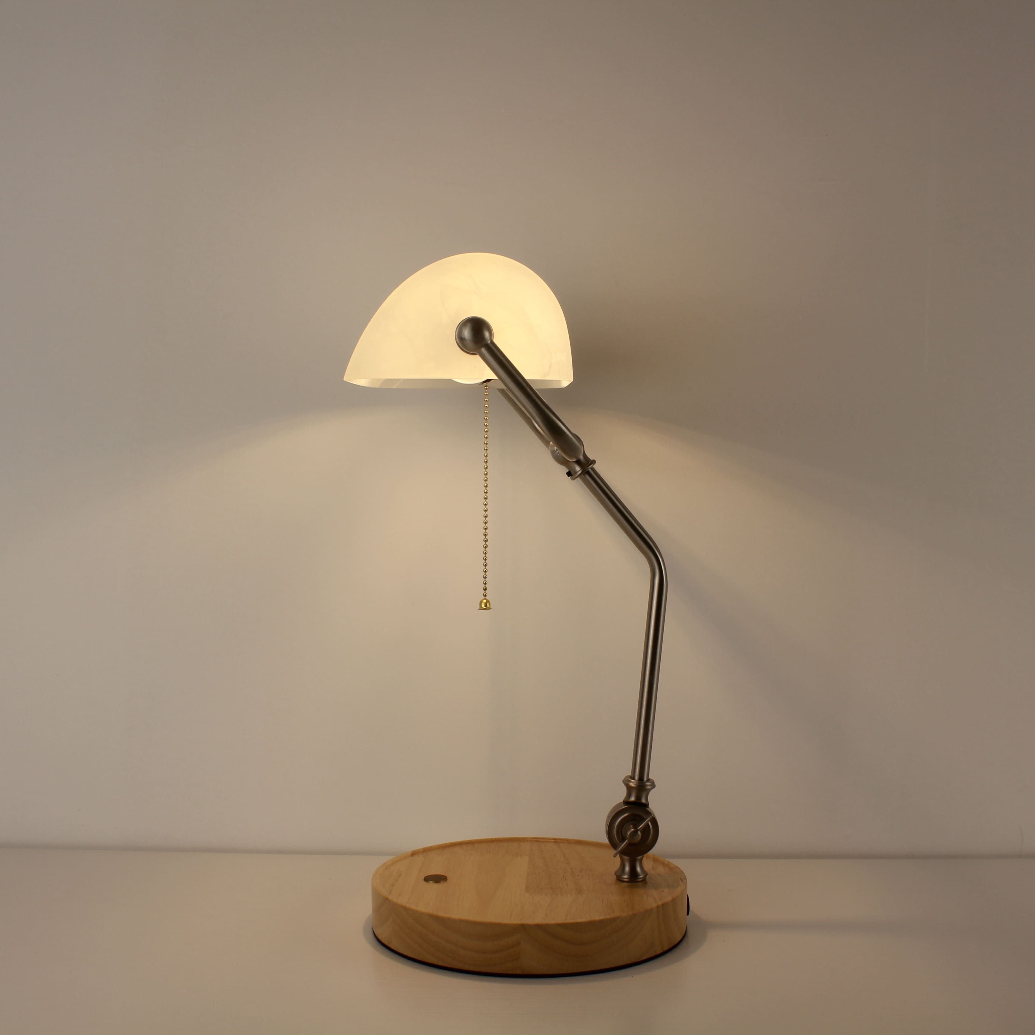 rechargeable banker table lamp
