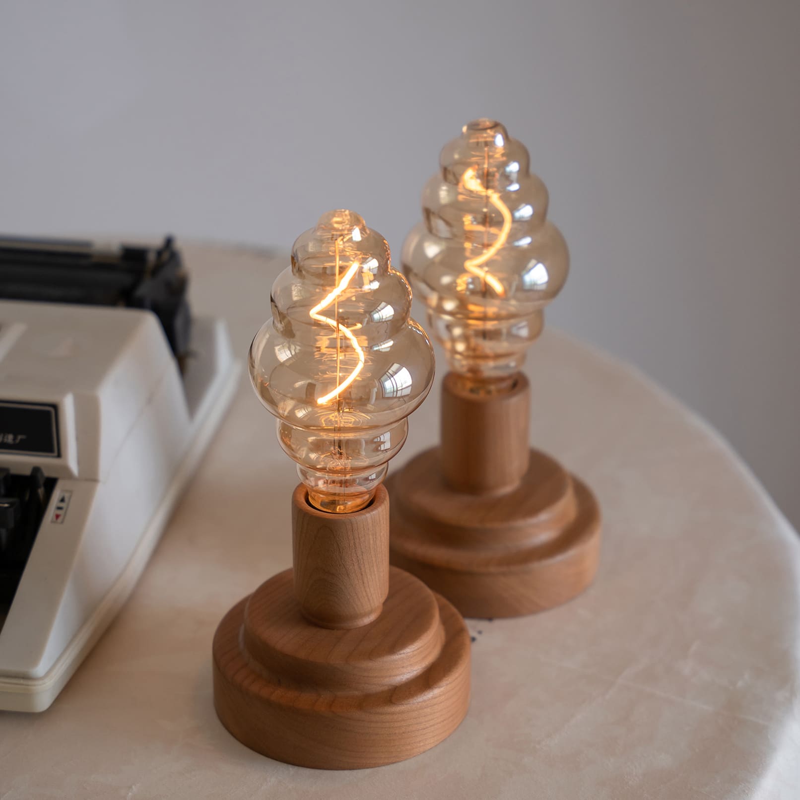 rechargeable mini table lamp